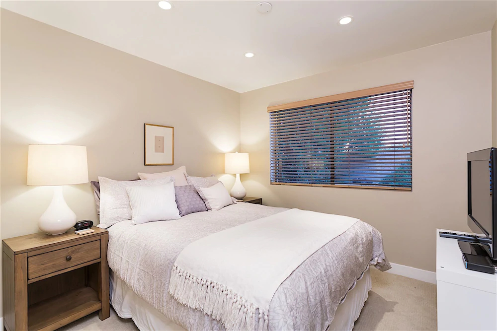 Truly Charming At Mccormick Ranch 2 BR by Casago