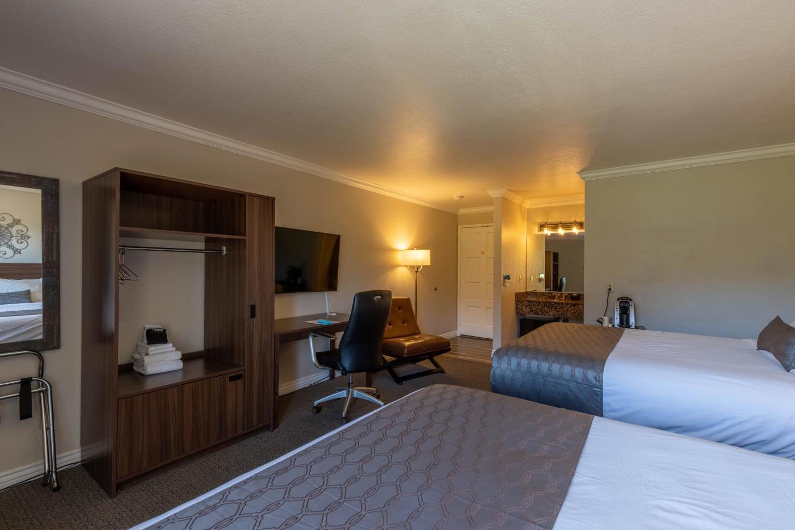 Cedars Resort