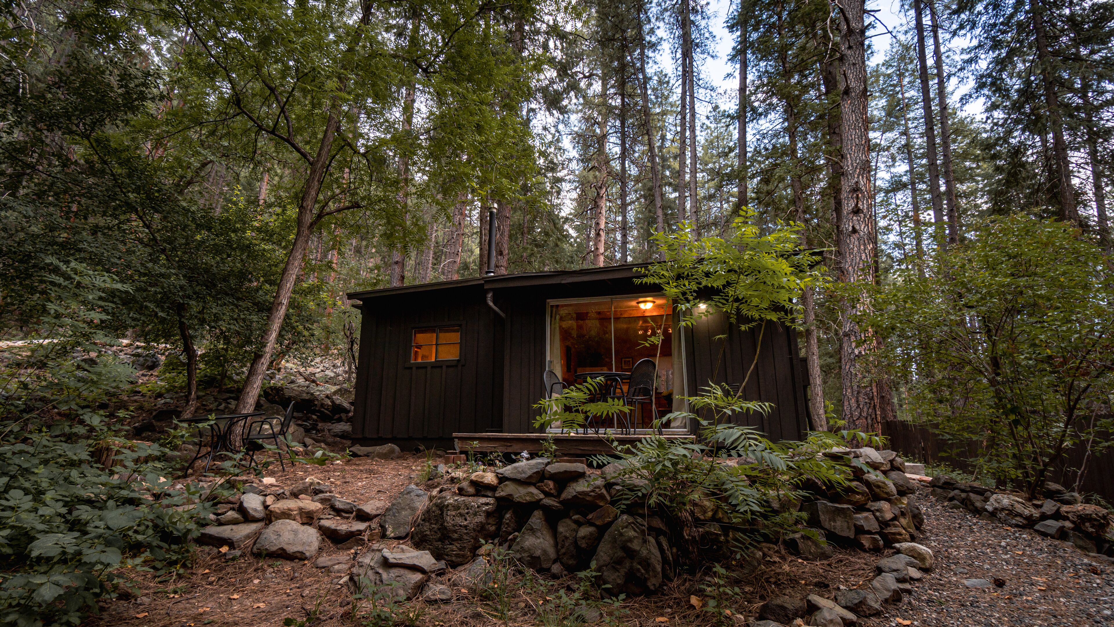 Historic Don Hoel's Cabins