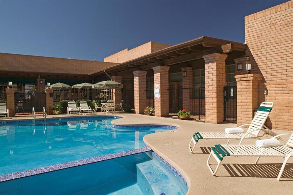 Clarion Inn