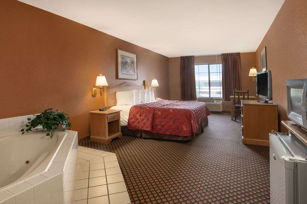 Garner Hotel Phoenix  Surprise