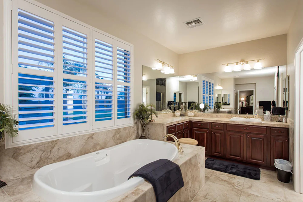 Grand Slam Getaway by Casago