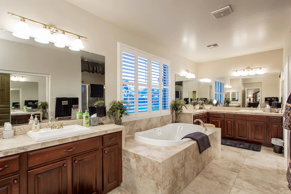 Grand Slam Getaway by Casago