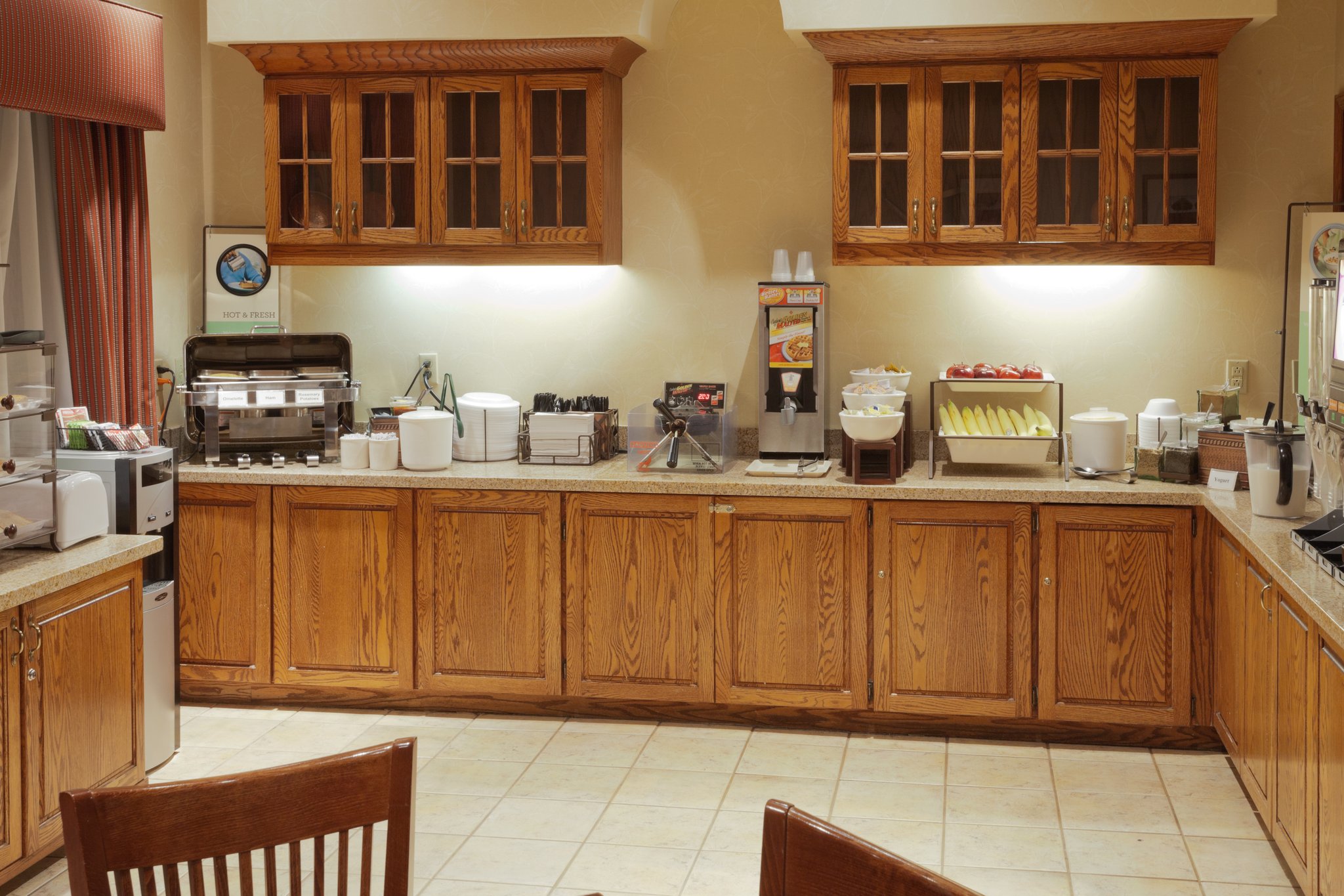 Comfort Inn & Suites Tempe Phoenix Sky Harbor Airport