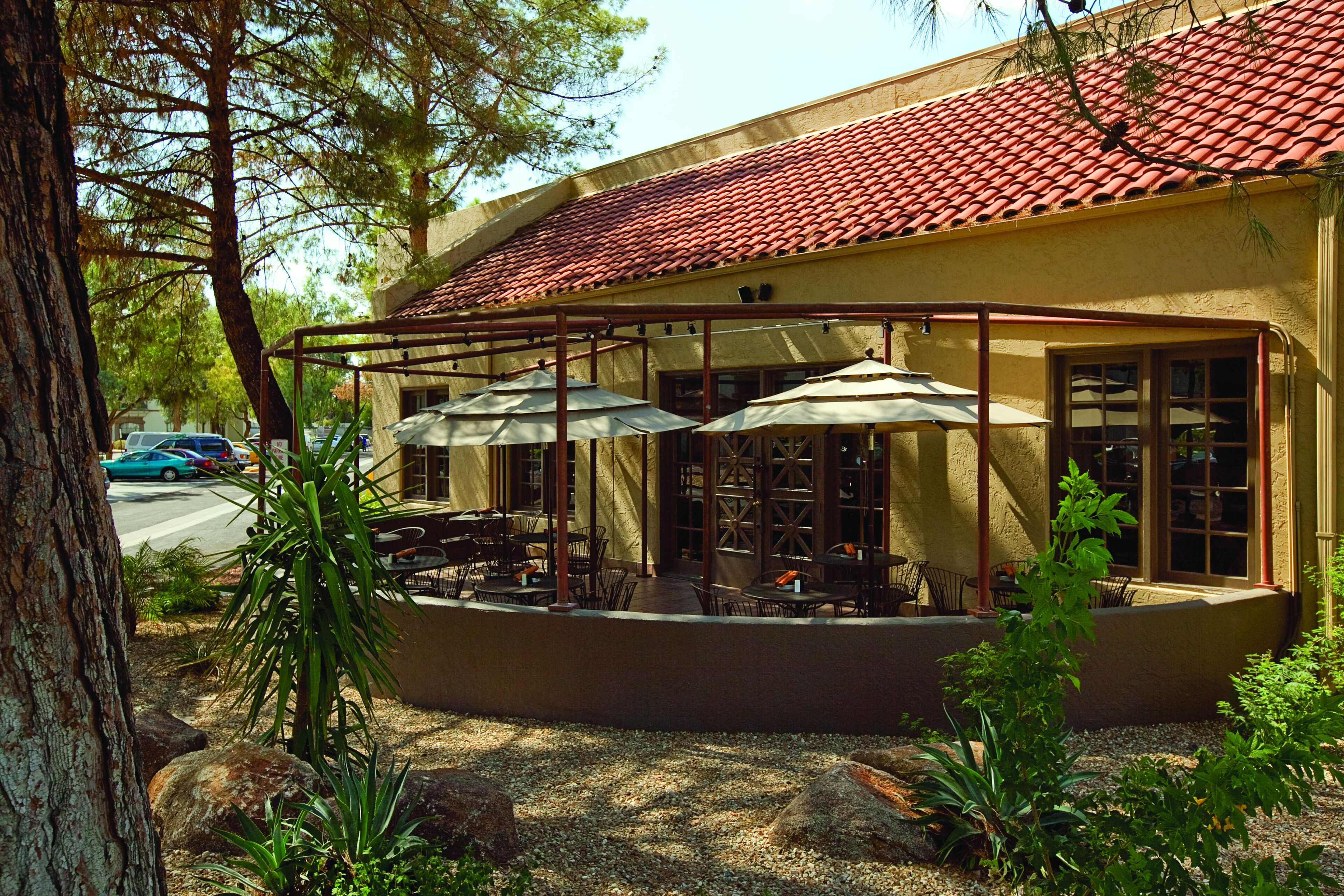 Embassy Suites by Hilton Phoenix Tempe