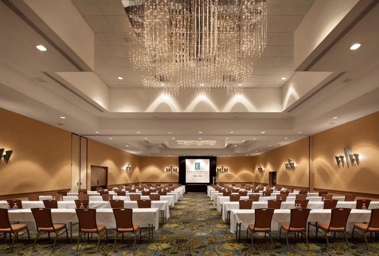 Embassy Suites by Hilton Phoenix Tempe
