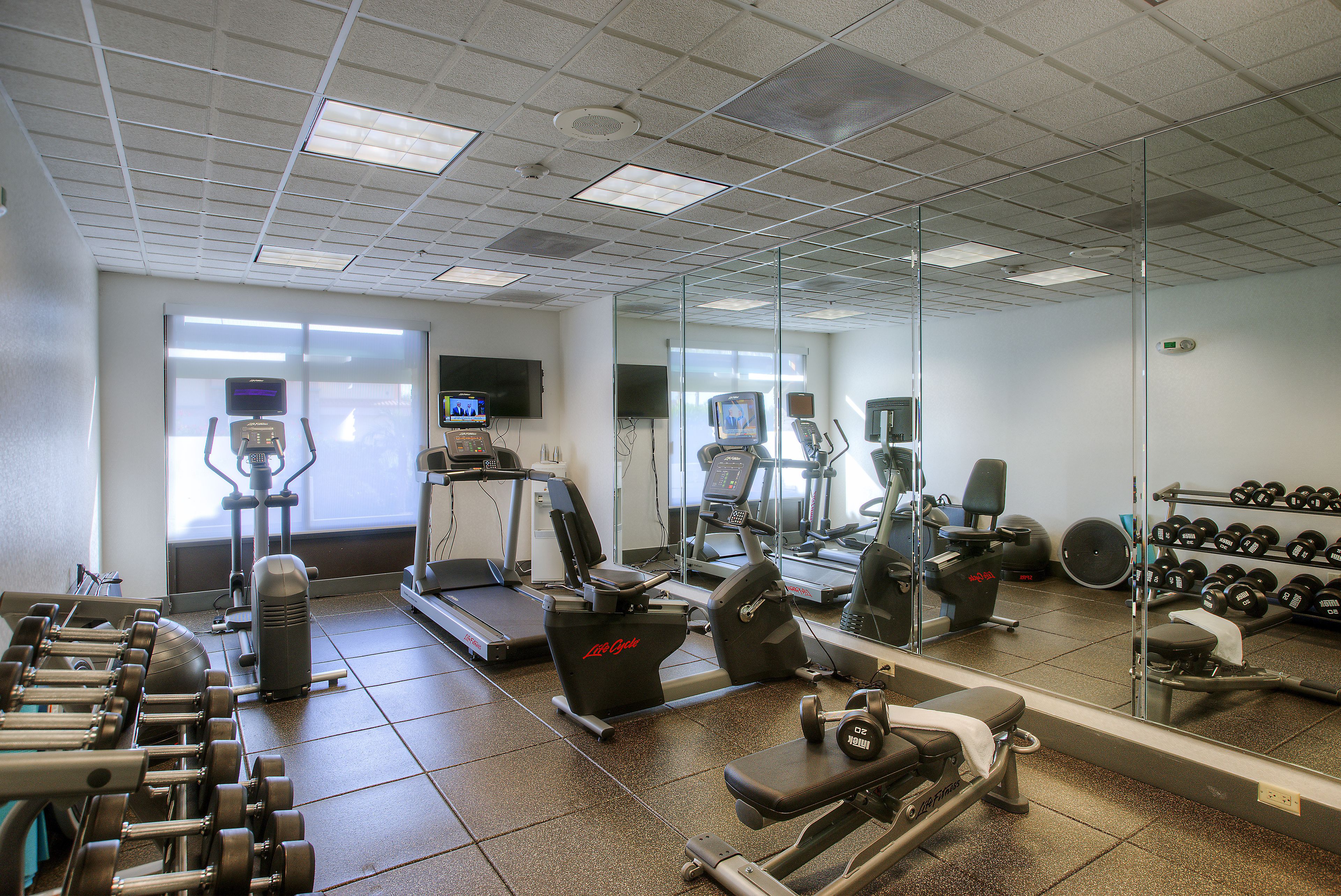 Holiday Inn Express and Suites Tempe