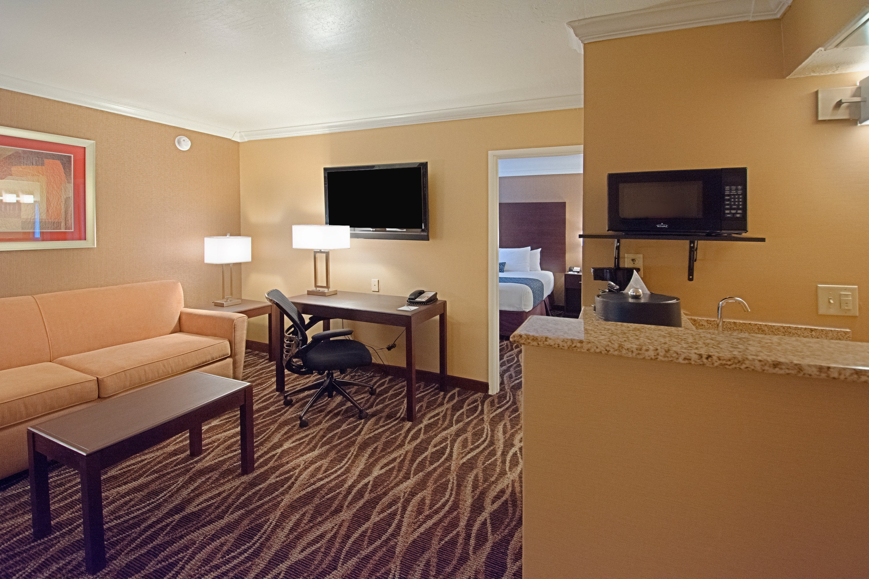 InnSuites Phoenix Airport