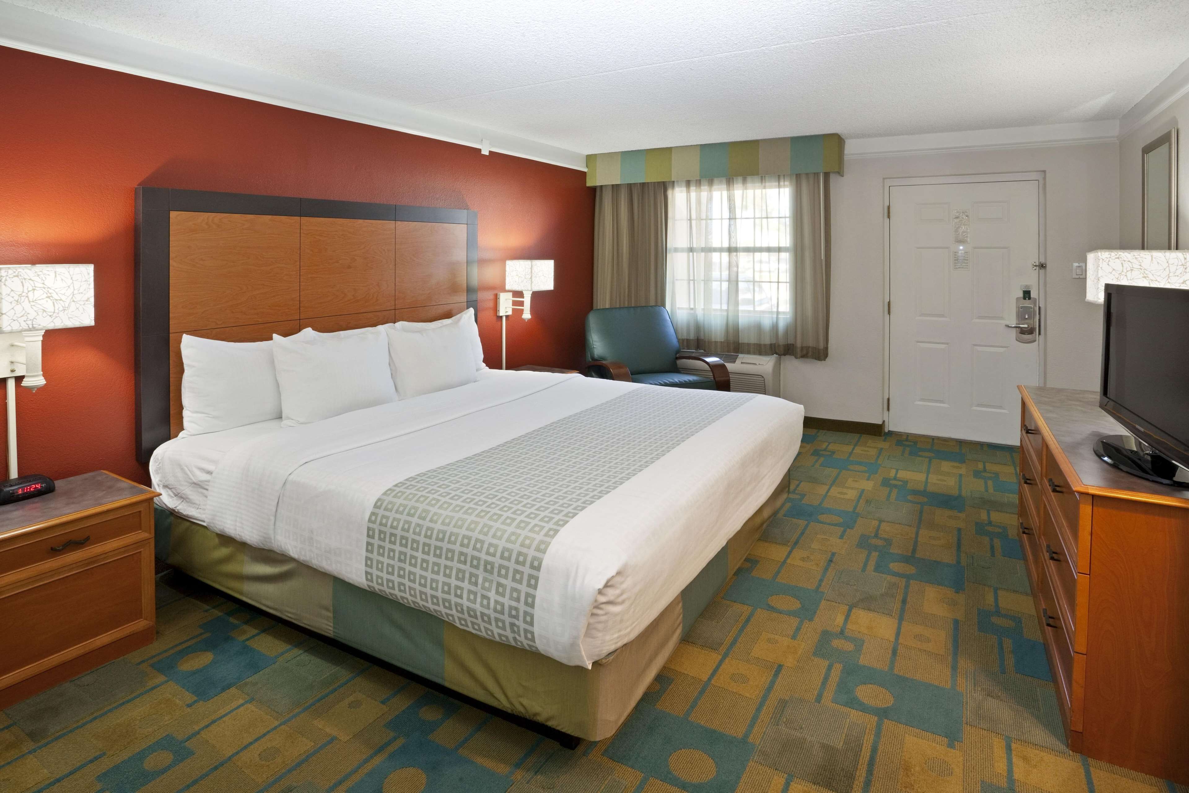 La Quinta Inn by Wyndham Phoenix Sky Harbor Airport