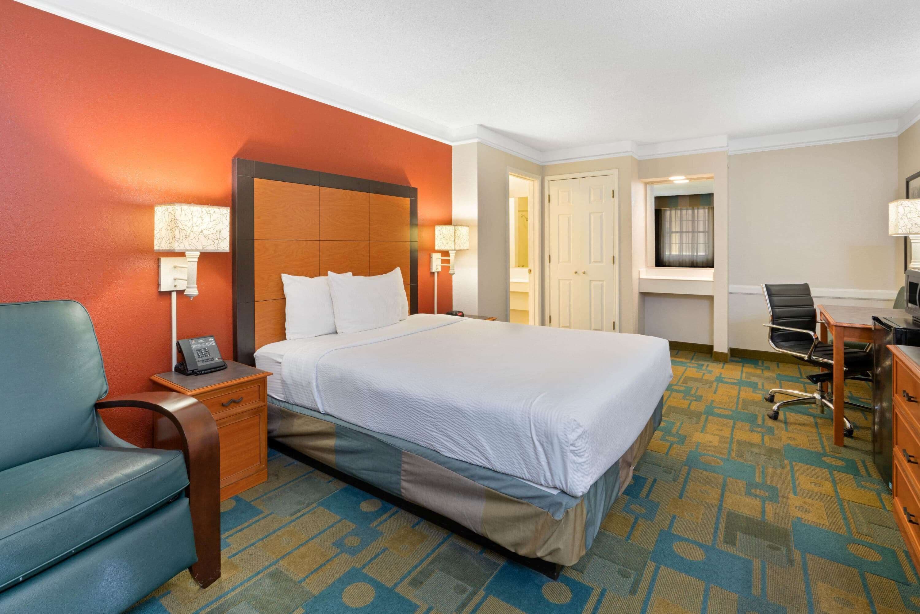 La Quinta Inn by Wyndham Phoenix Sky Harbor Airport
