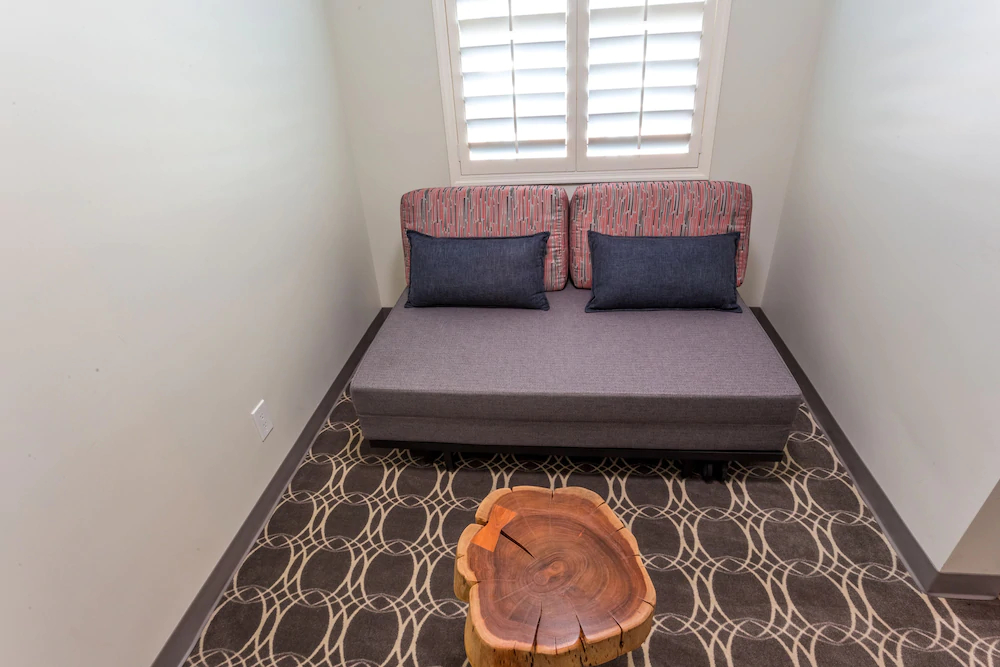University Inn and Suites