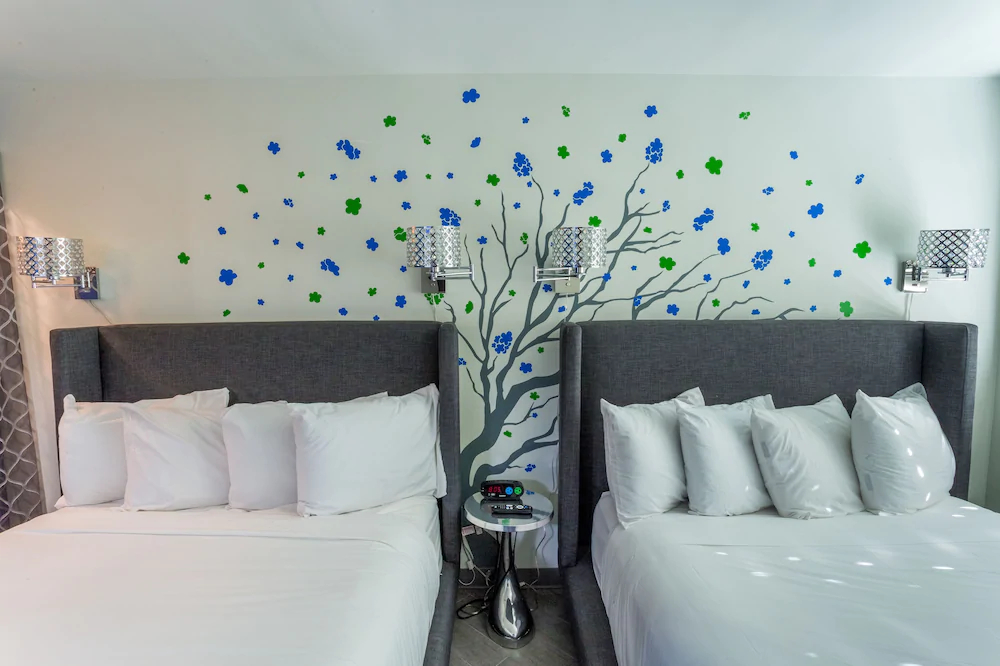 University Inn and Suites