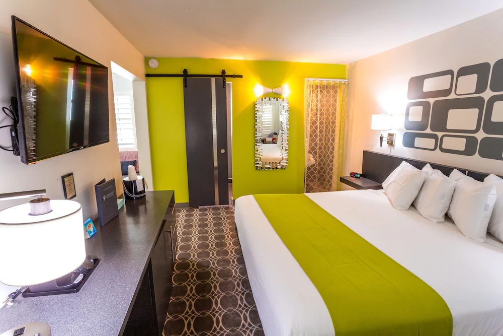 University Inn and Suites