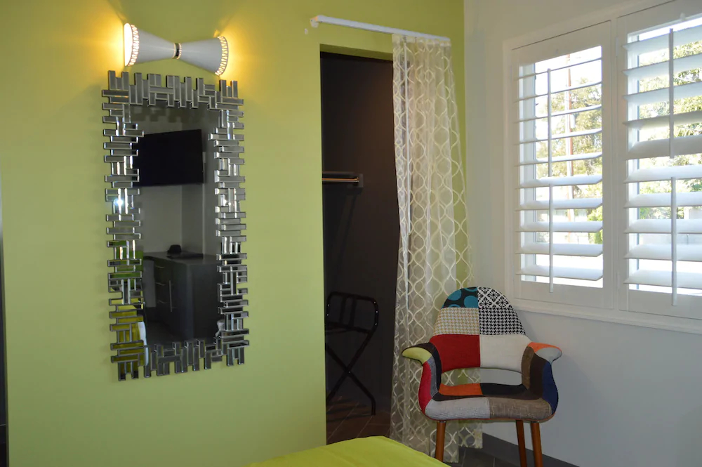 University Inn and Suites