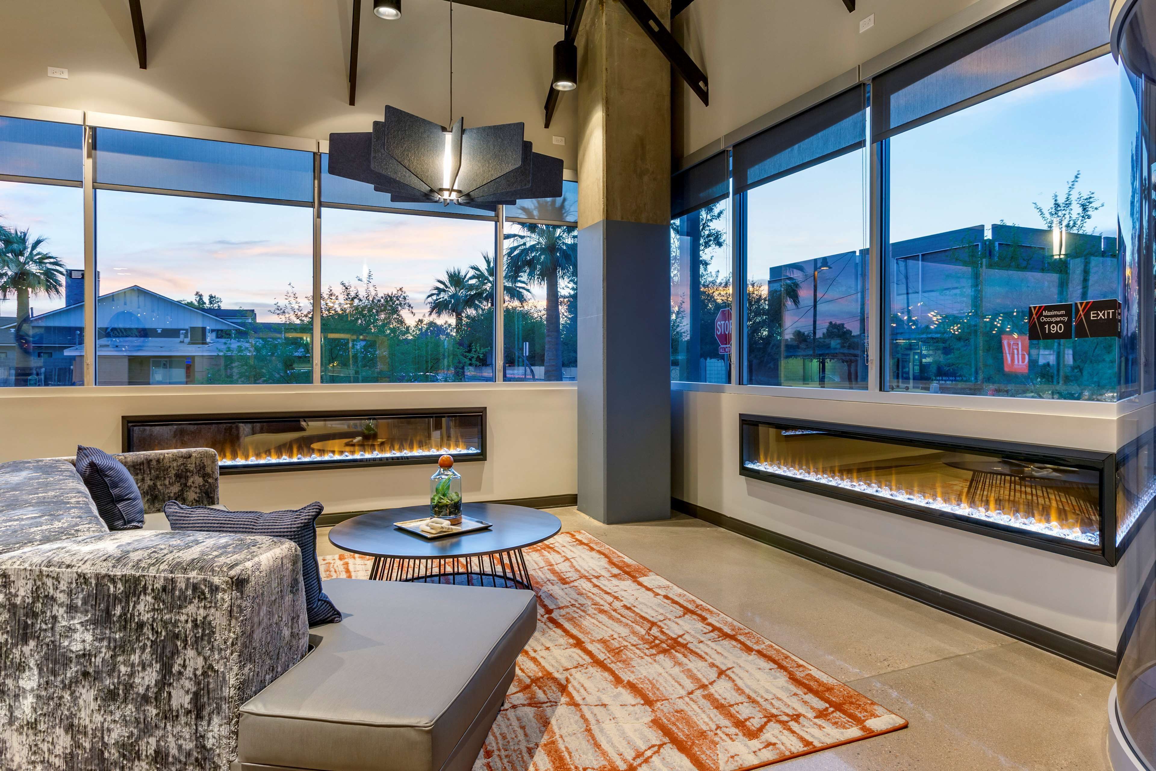 Vib Hotel by Best Western Phoenix-Tempe