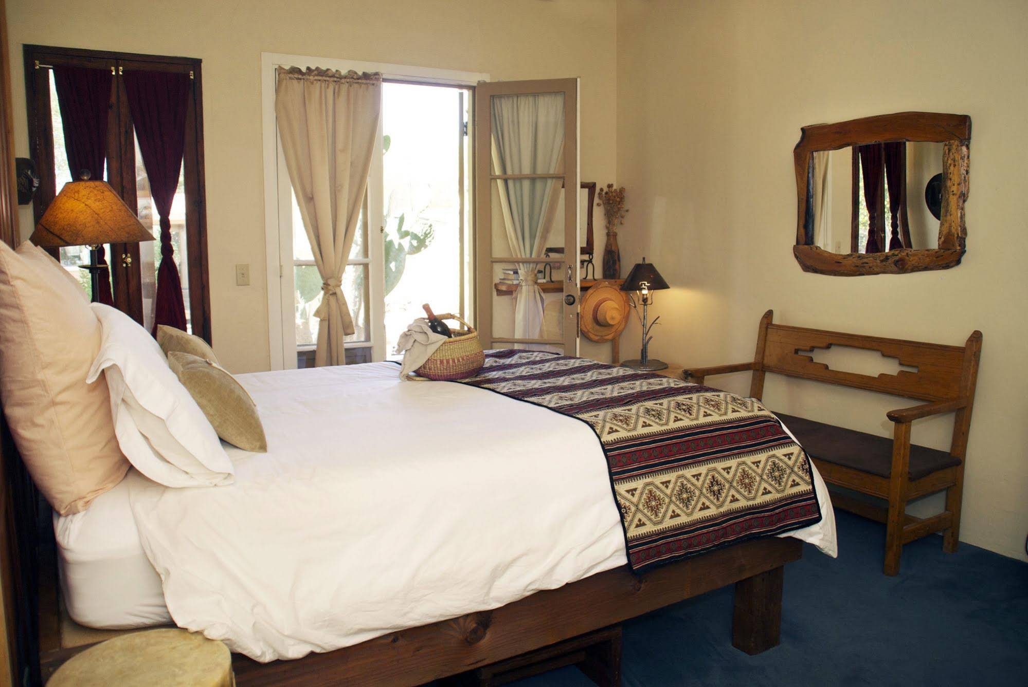 Tubac Country Inn