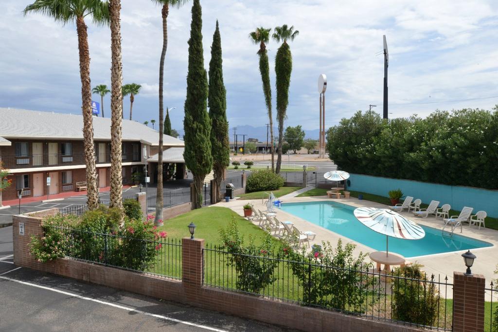 The Kennedy Hotel Tucson Surestay Collection By Best Western