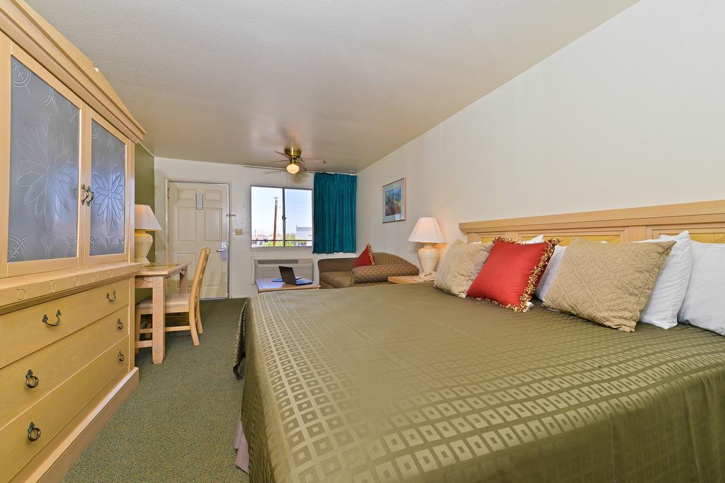 The Kennedy Hotel Tucson Surestay Collection By Best Western