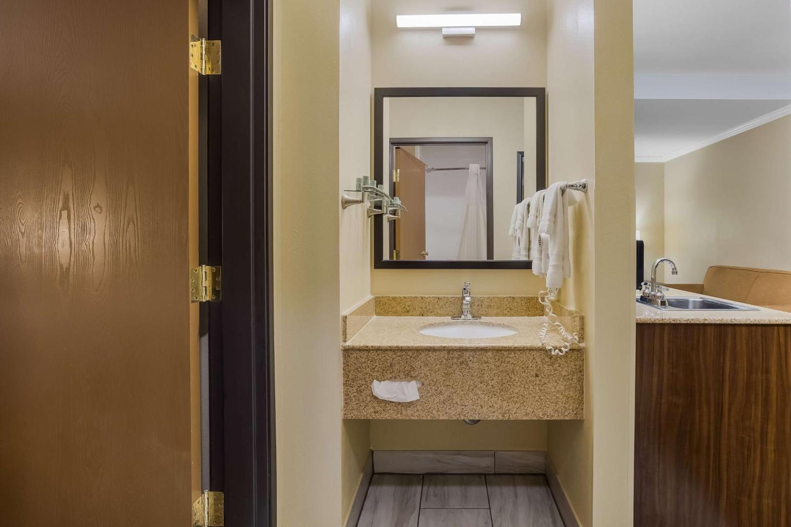 Best Western Gold Poppy Inn