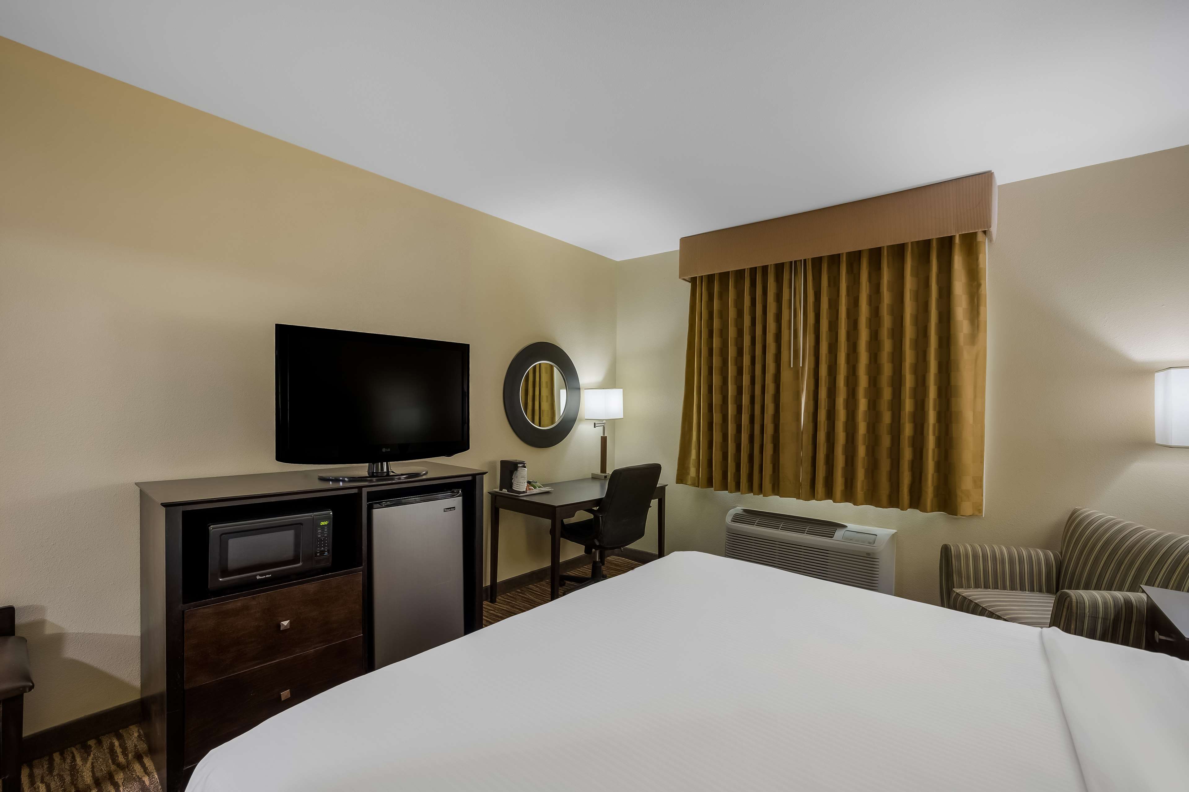 Best Western Gold Poppy Inn