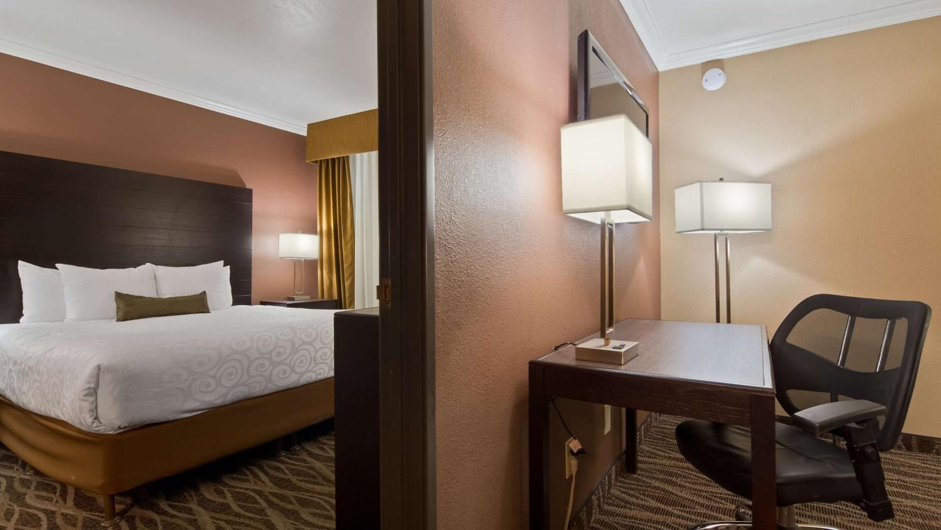 Best Western InnSuites Tucson Foothills Hotel & Suites