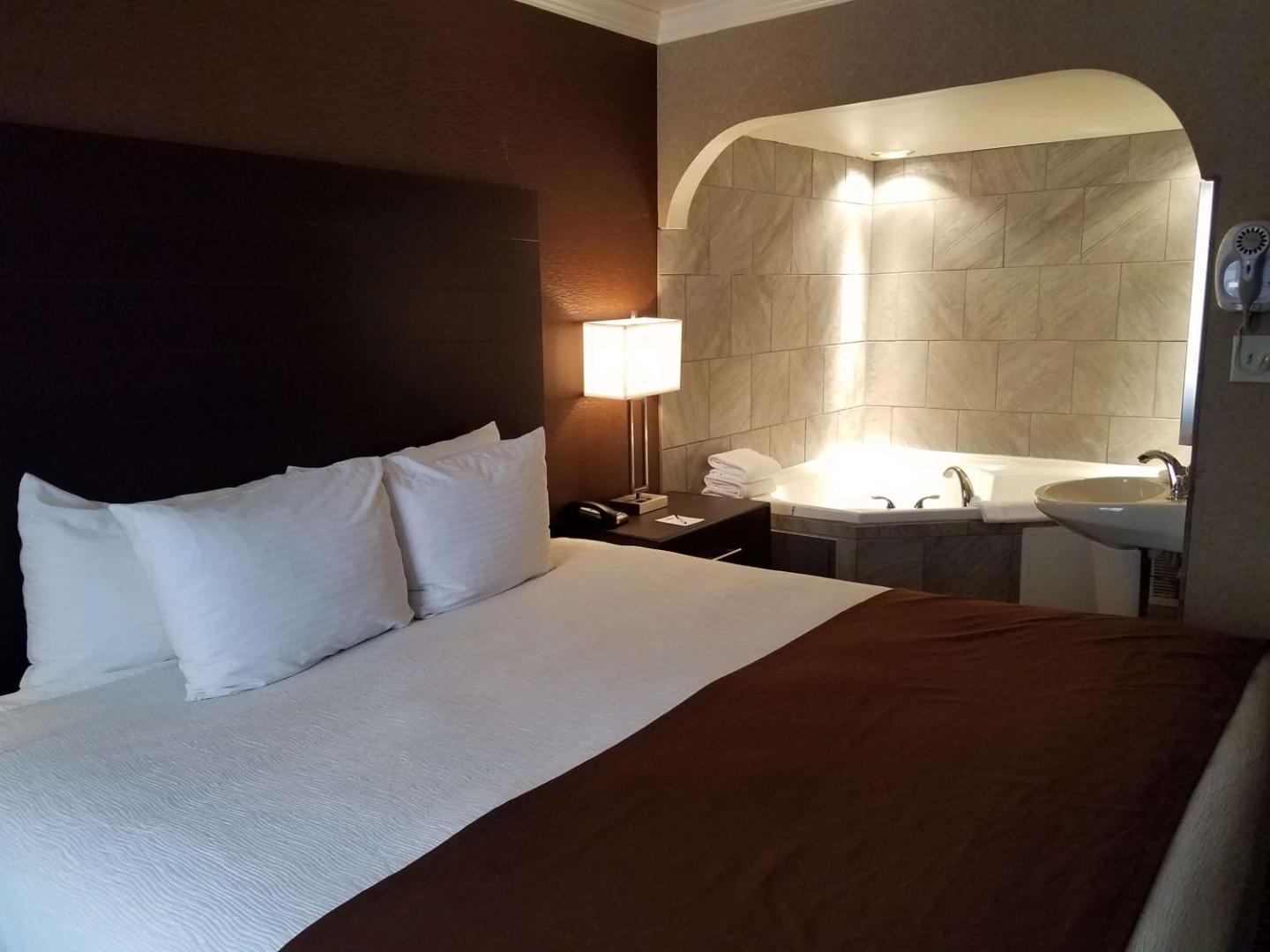 Best Western InnSuites Tucson Foothills Hotel & Suites