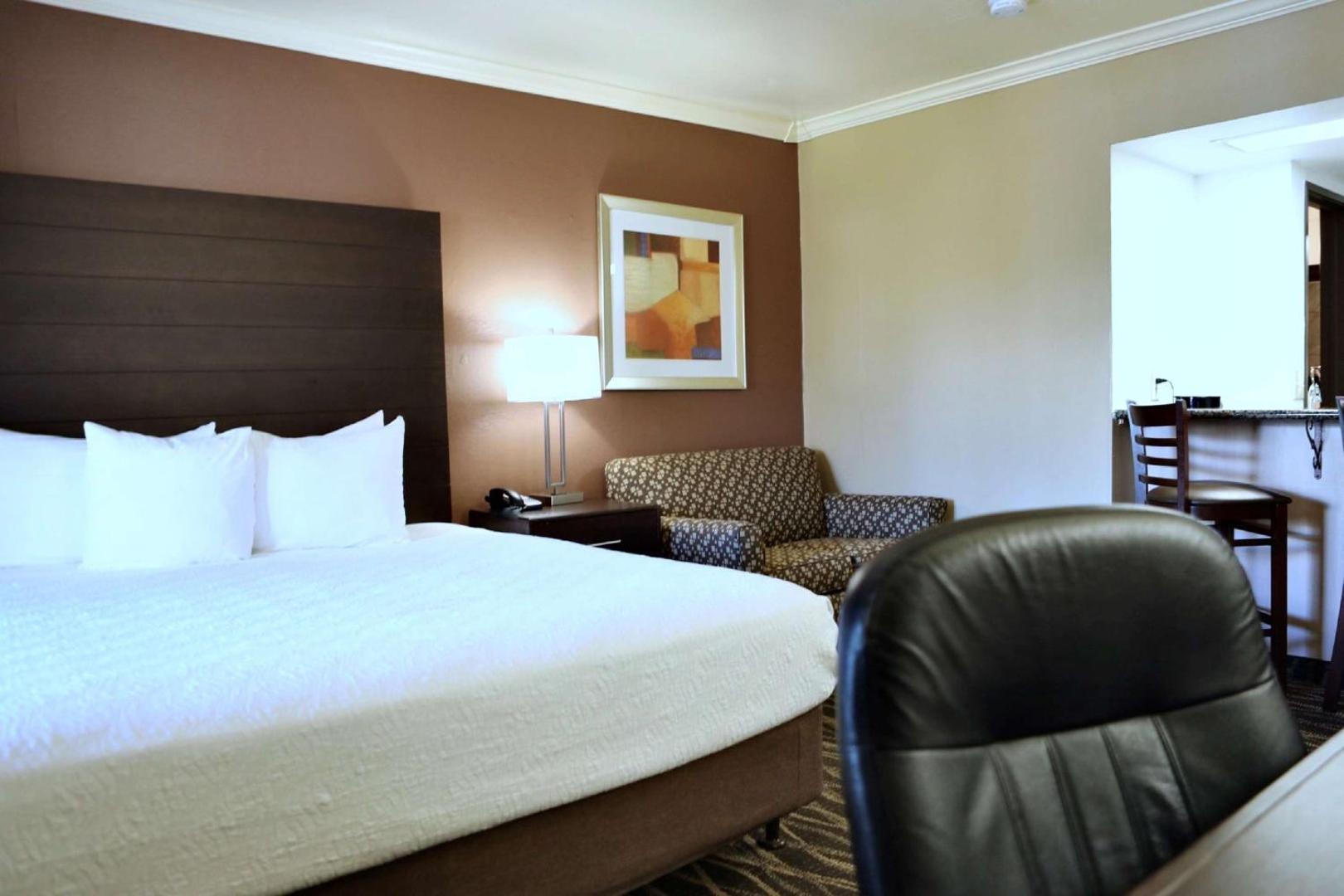 Best Western InnSuites Tucson Foothills Hotel & Suites