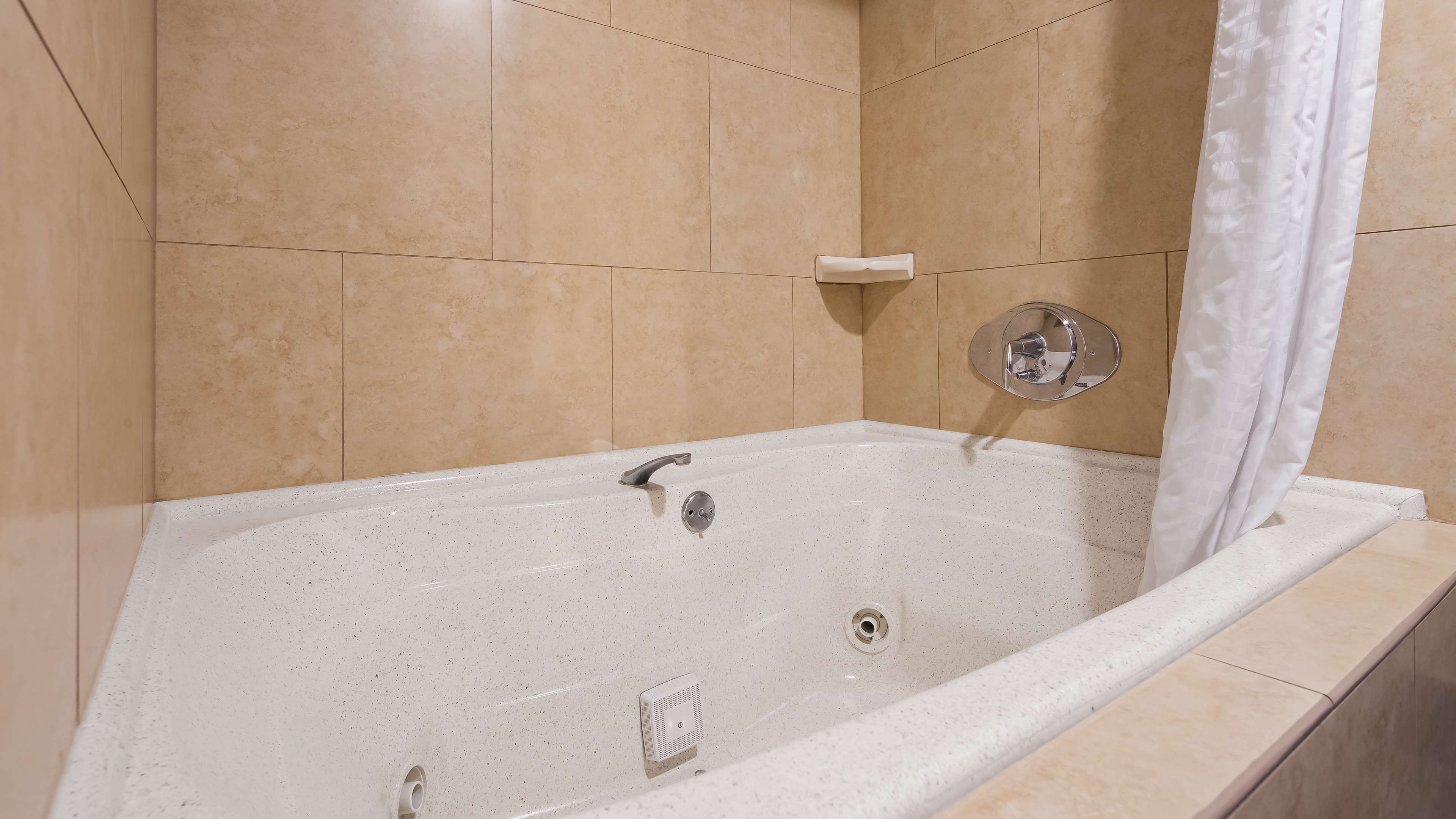 Best Western Royal Sun Inn & Suites