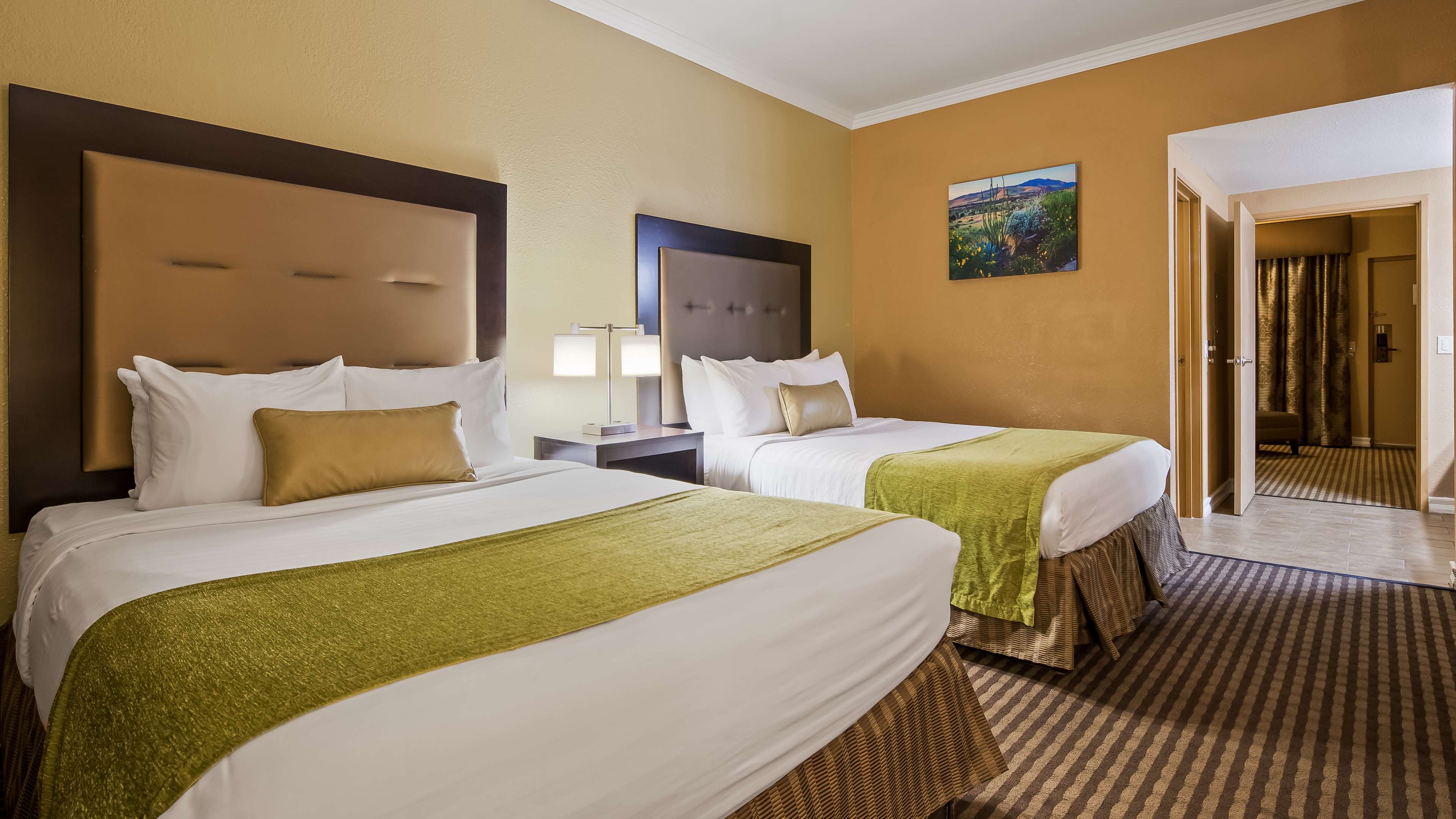 Best Western Royal Sun Inn & Suites