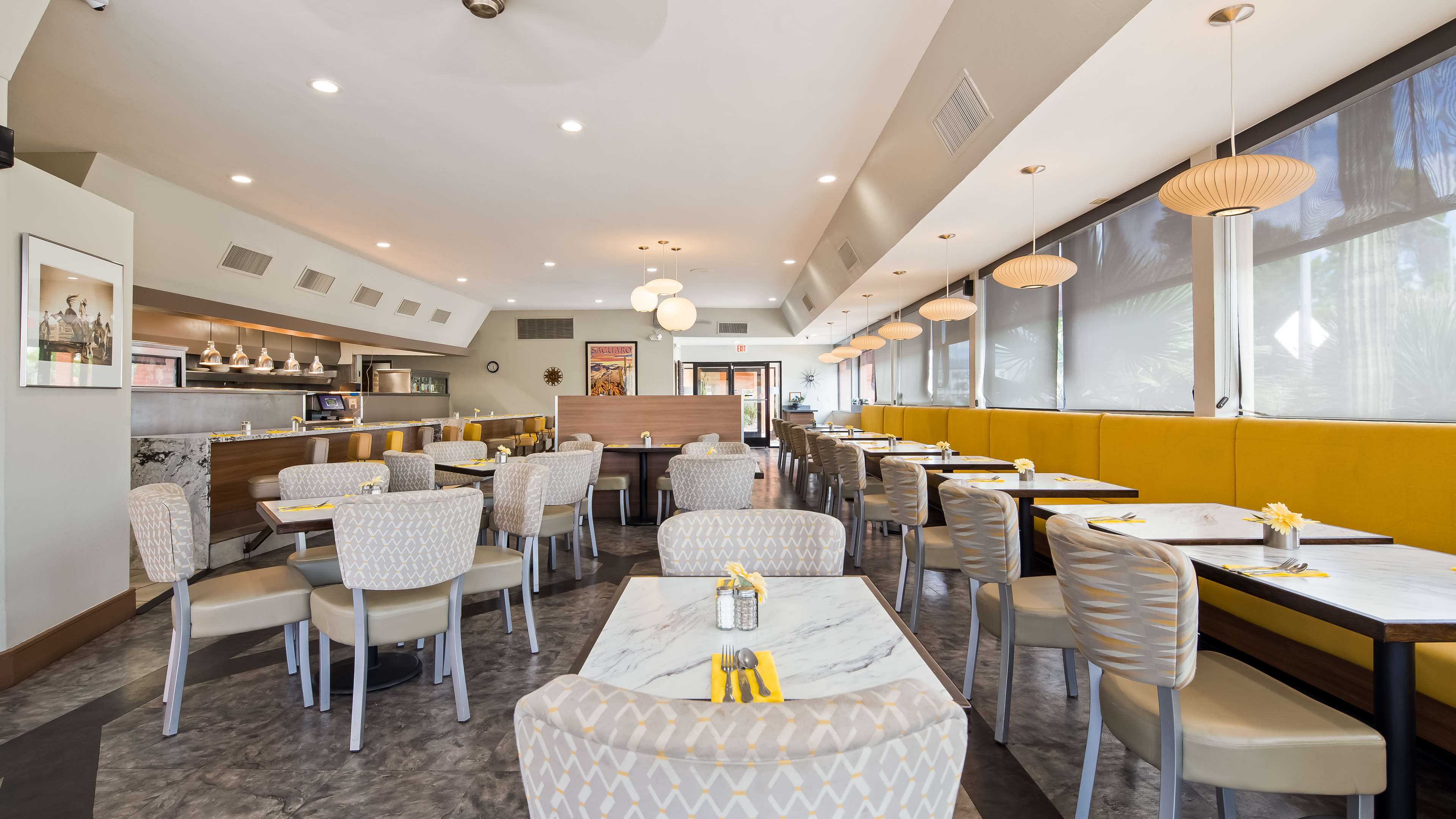 Best Western Royal Sun Inn & Suites