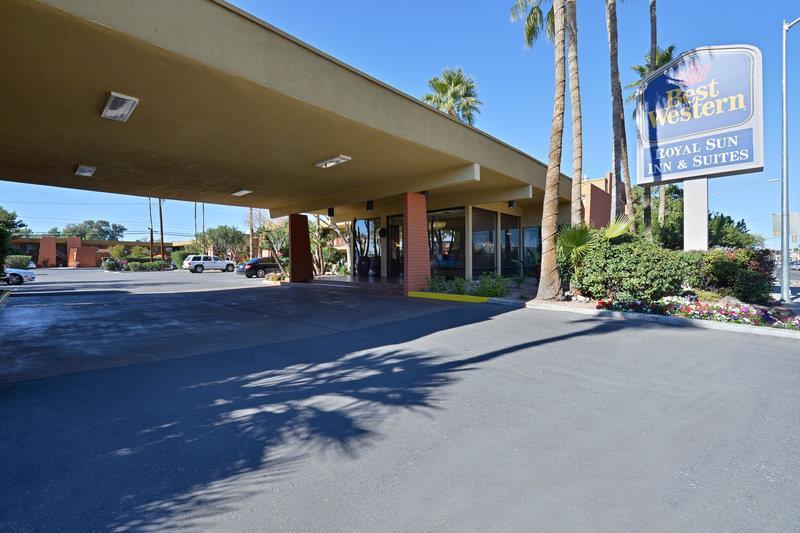 Best Western Royal Sun Inn & Suites