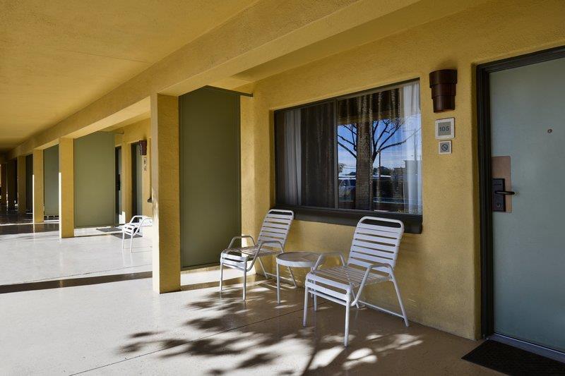 Best Western Royal Sun Inn & Suites