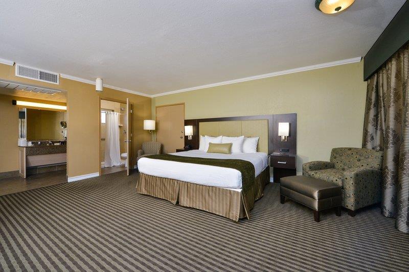 Best Western Royal Sun Inn & Suites