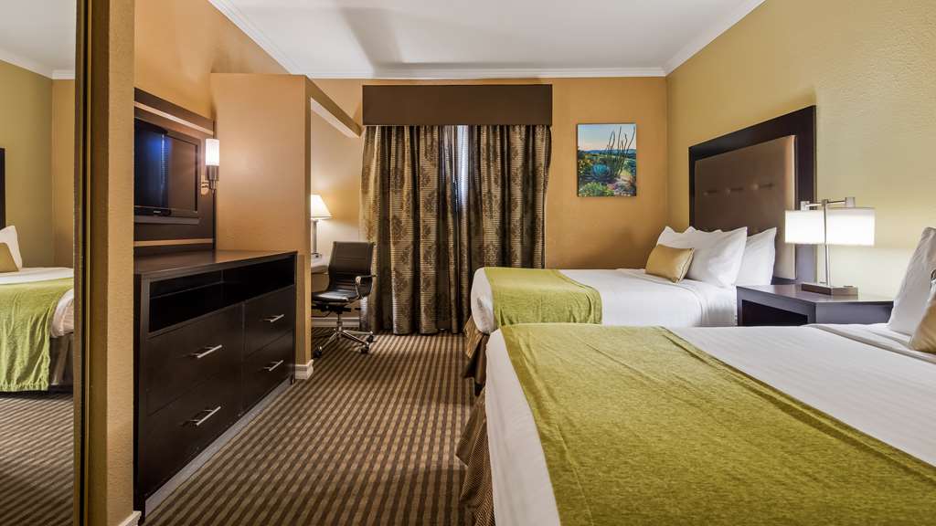 Best Western Royal Sun Inn & Suites