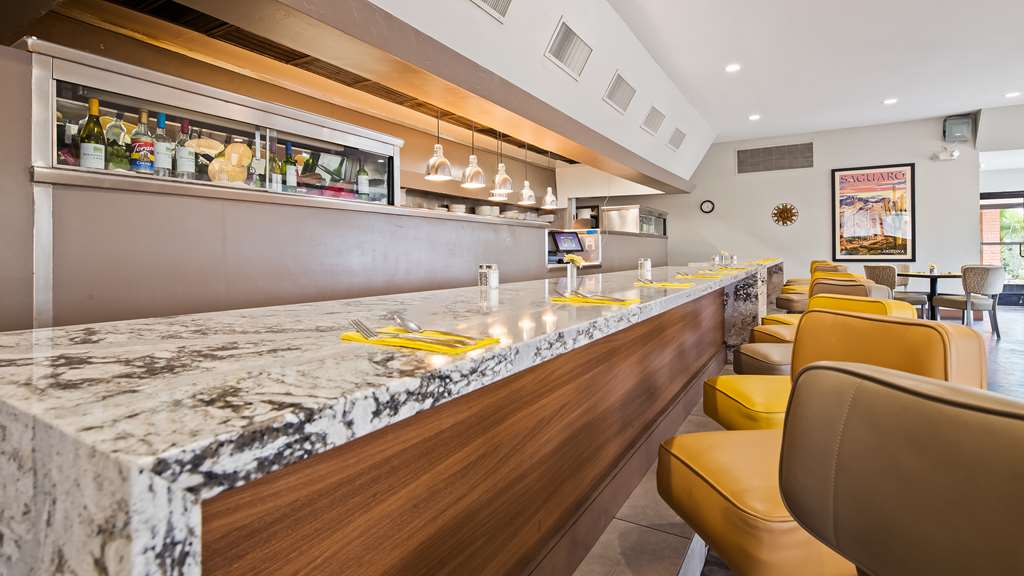 Best Western Royal Sun Inn & Suites