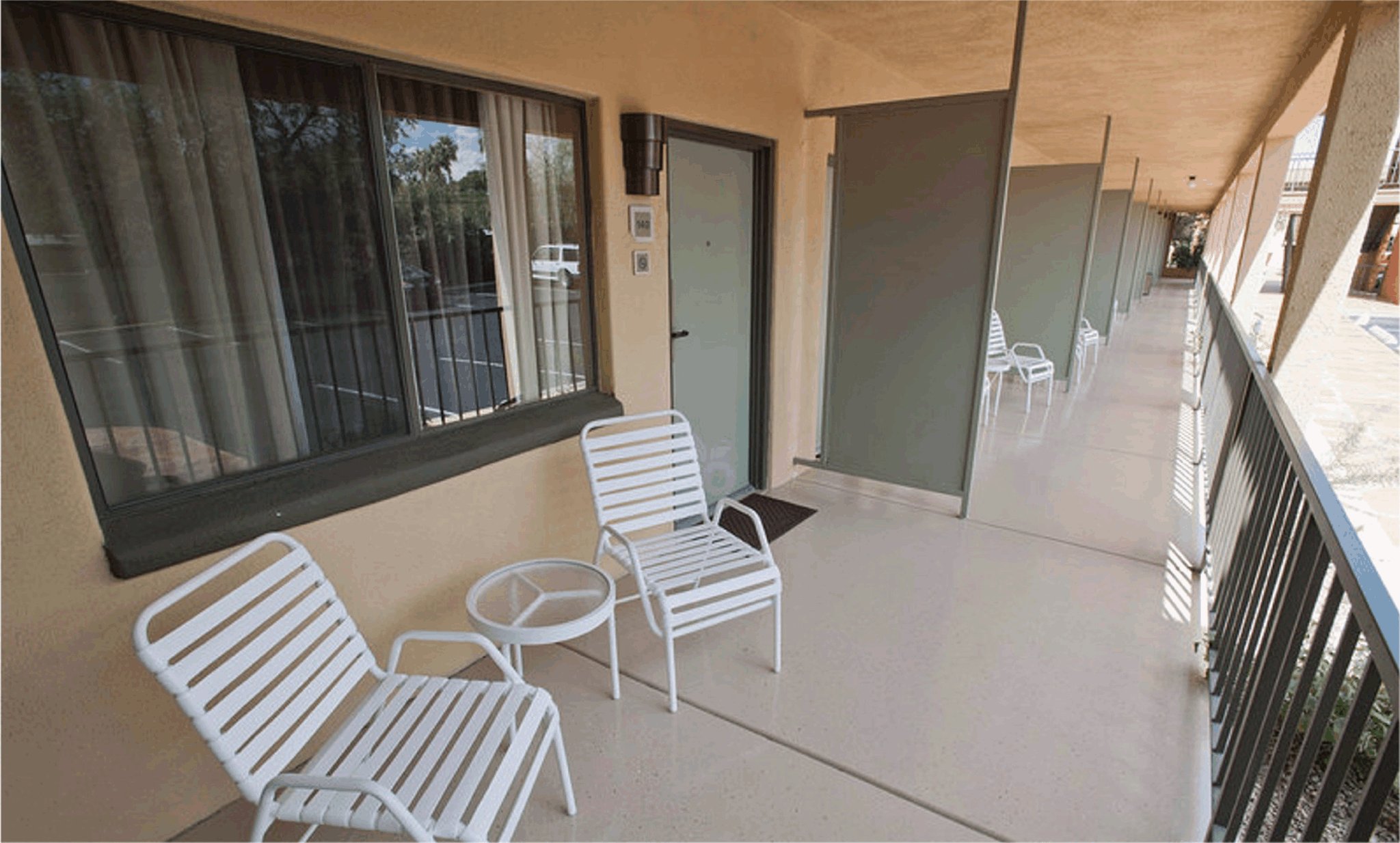 Best Western Royal Sun Inn & Suites