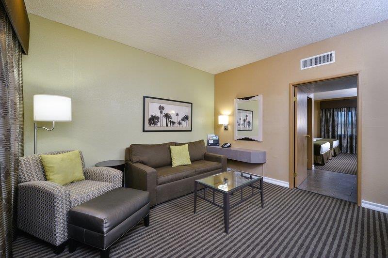 Best Western Royal Sun Inn & Suites