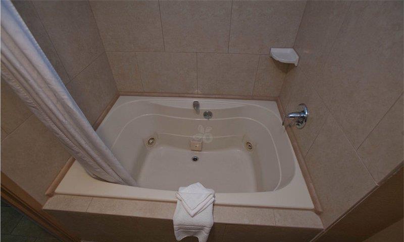 Best Western Royal Sun Inn & Suites