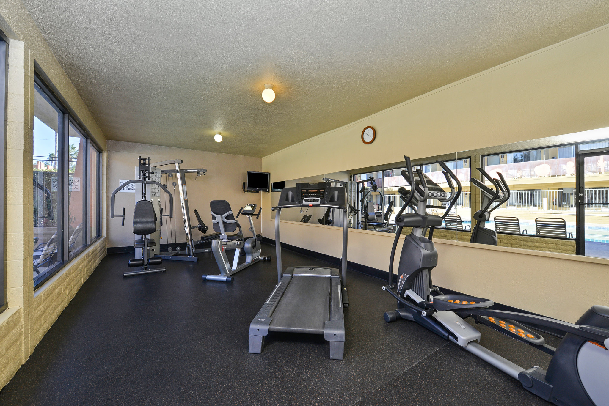 Best Western Royal Sun Inn & Suites