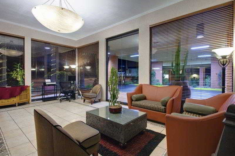 Best Western Royal Sun Inn & Suites