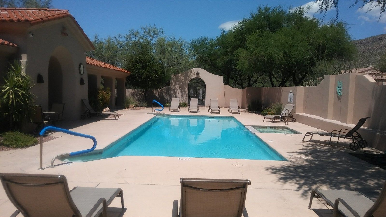 Casitas at Sabino Springs