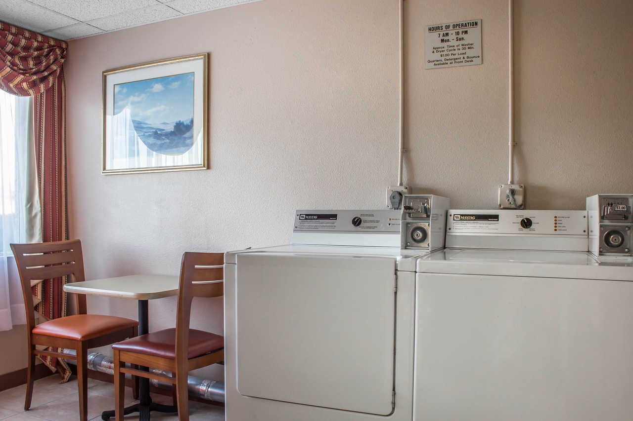 Comfort Inn & Suites Near Kino Sports Complex