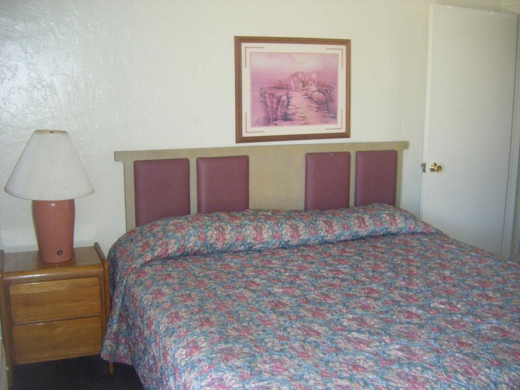 Copper Cactus Inn