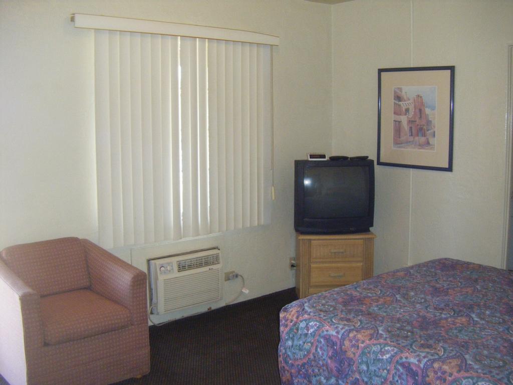 Copper Cactus Inn