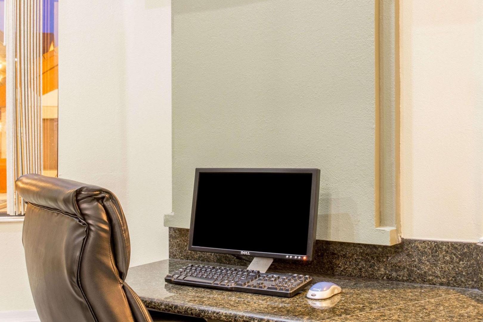 Days Inn by Wyndham Tucson Airport