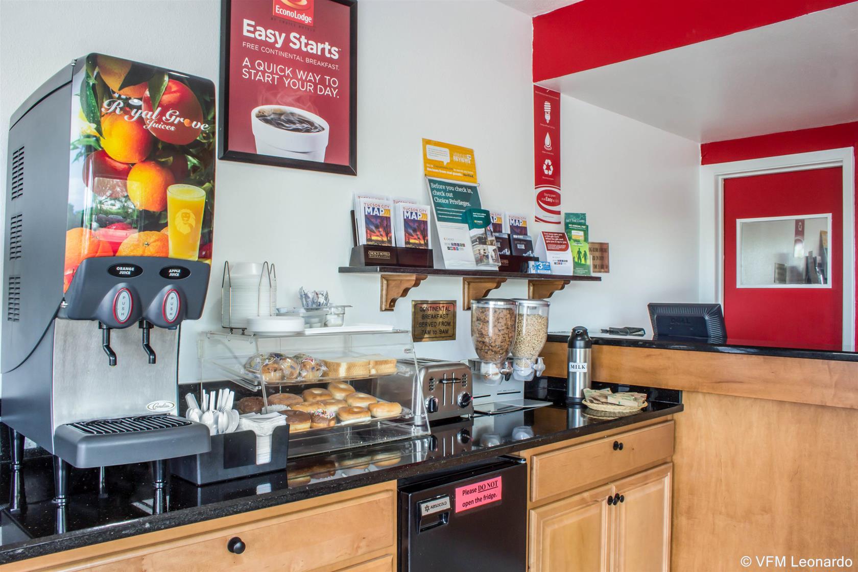 Econo Lodge University