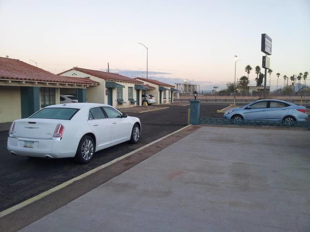 Economy Inn Tucson