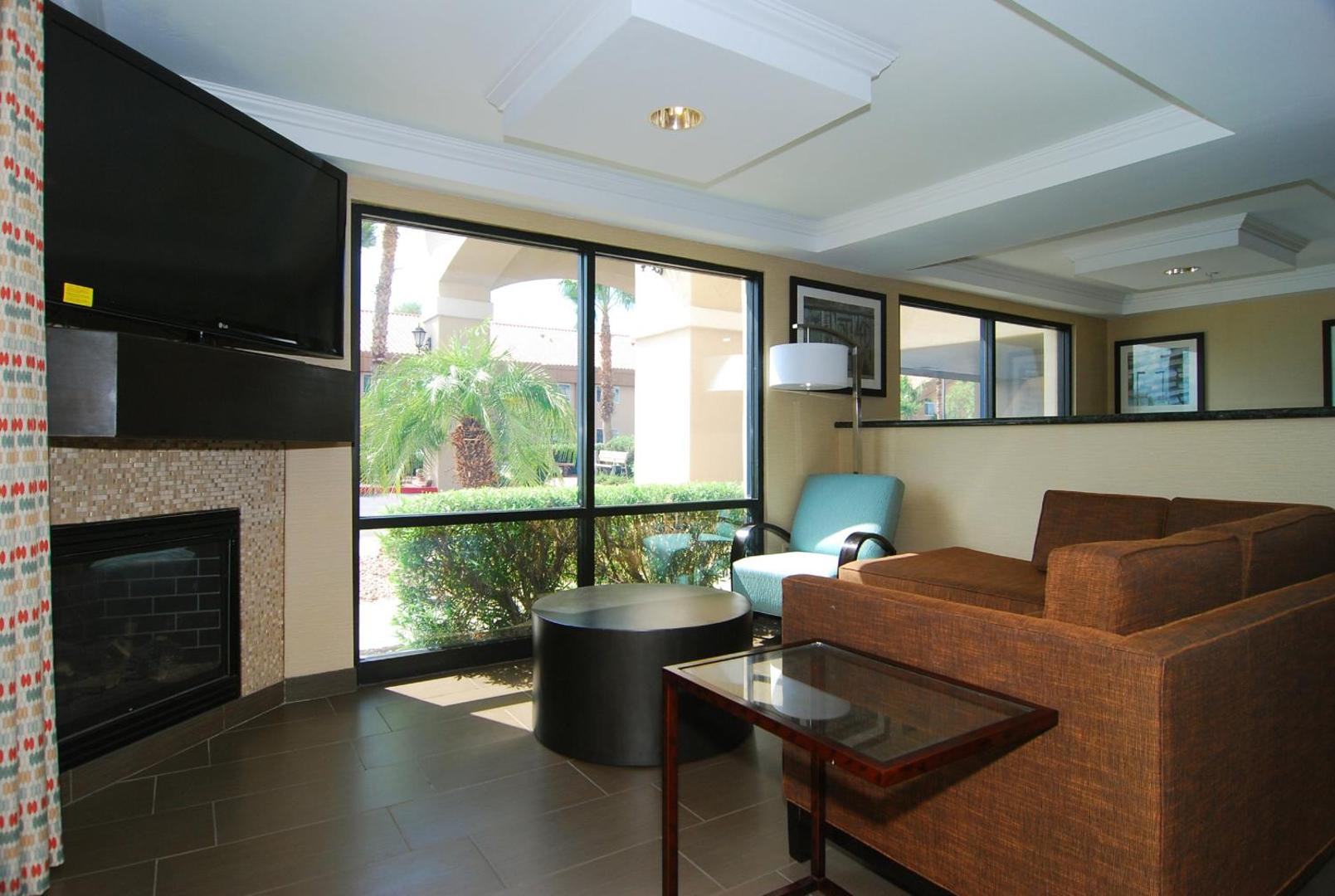 Holiday Inn Express & Suites Marana