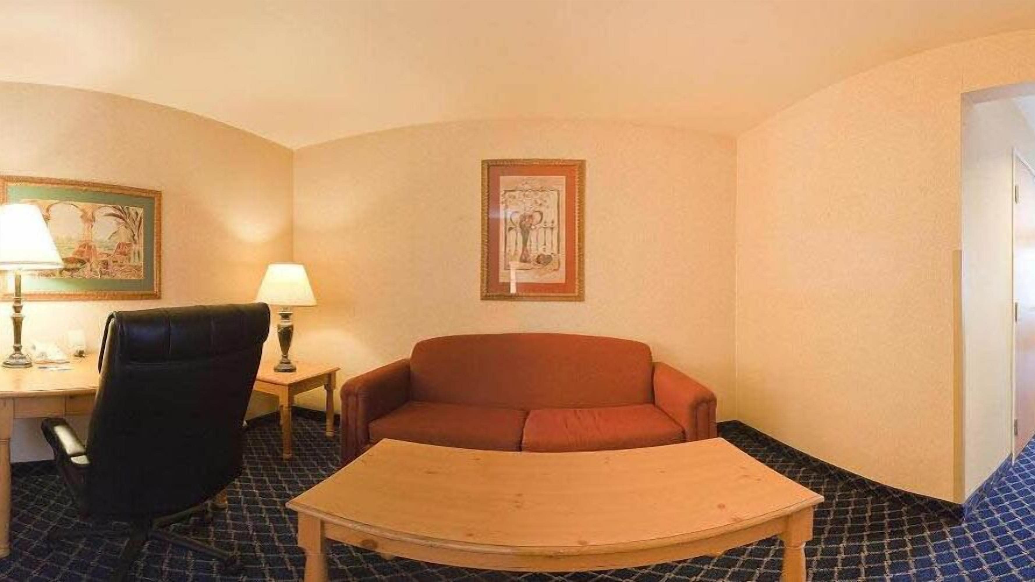Holiday Inn Express & Suites Marana