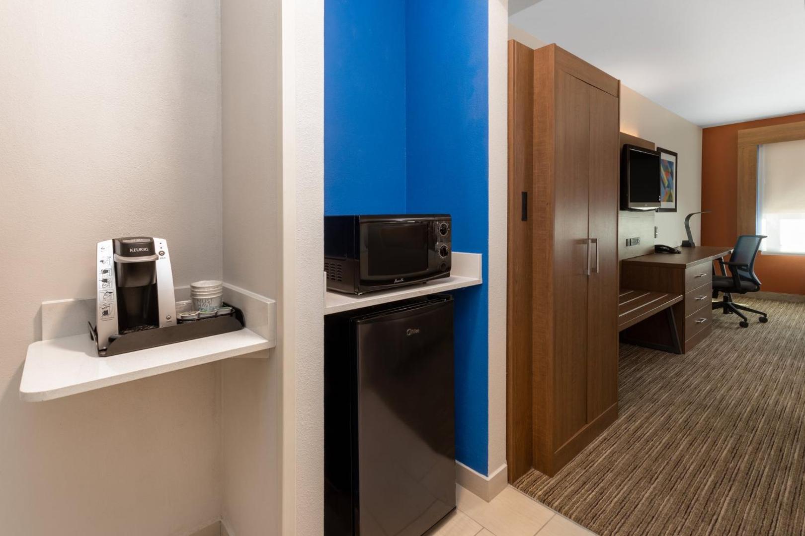 Holiday Inn Express & Suites Marana